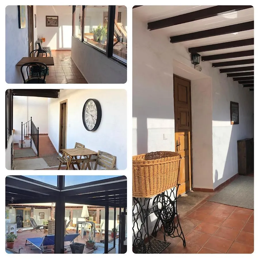 לינה וארוחת בוקר Casona La Orilla 1908 Tías ספרד